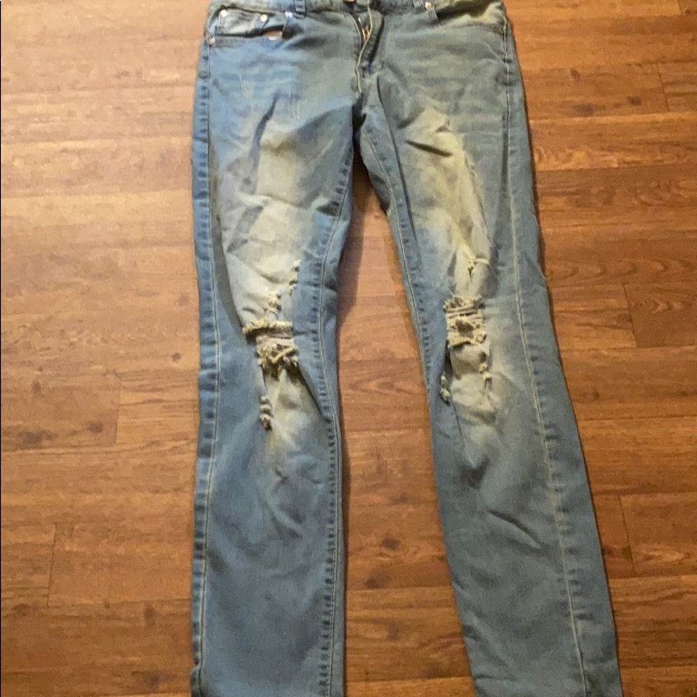 Skinny jeans